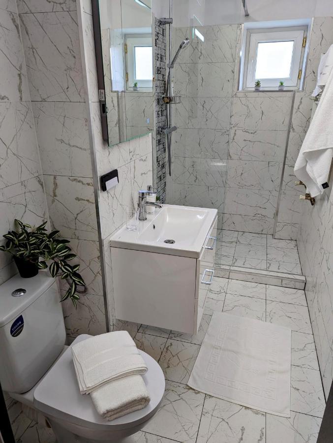 Sebastian Studio Apartment Bukareszt Zewnętrze zdjęcie